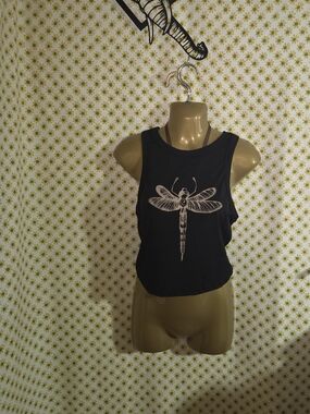 Dragonfly Graphic Cropped Tank Top - Black